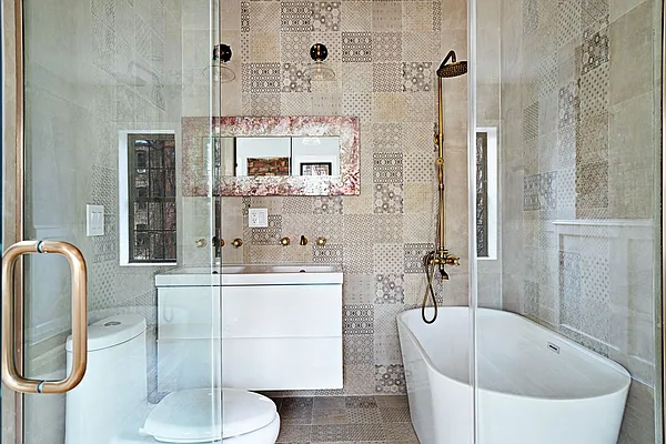 Sold by Compass | media 8