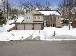 7280 130th St W, Apple Valley, MN 55124