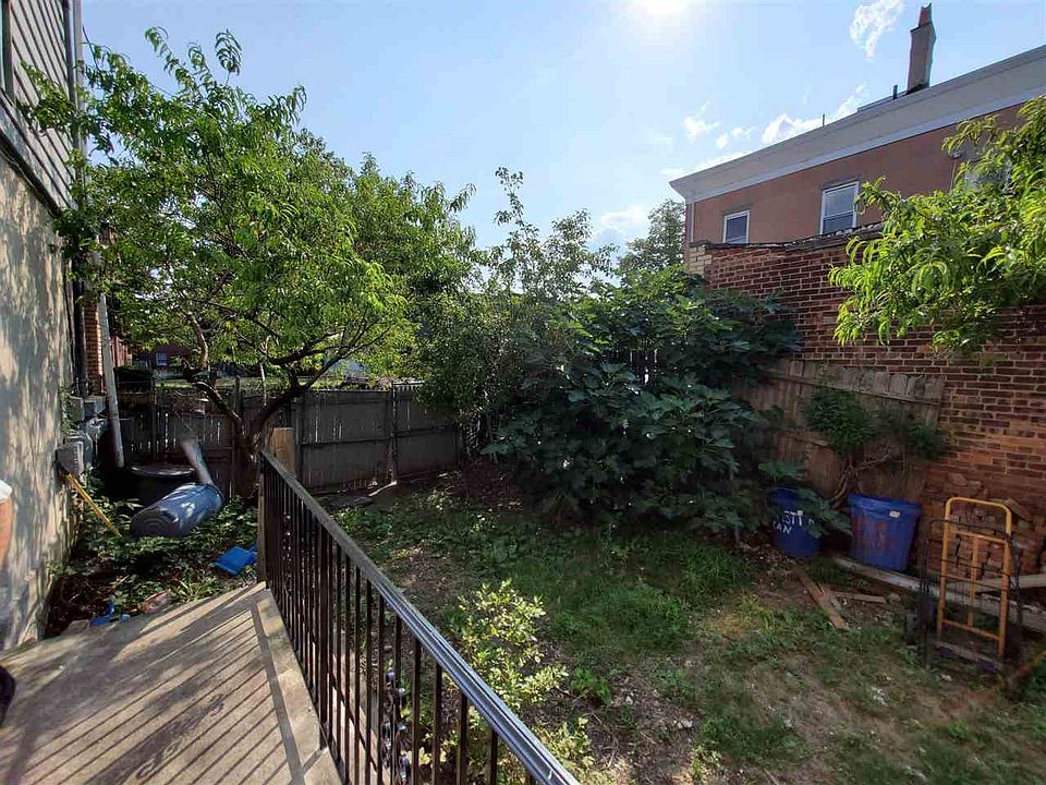 2nd image of 243 Hudson Pl