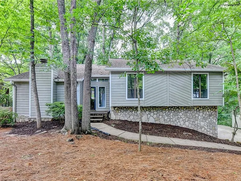 5100 Forest Mist Dr SE — Photo 1