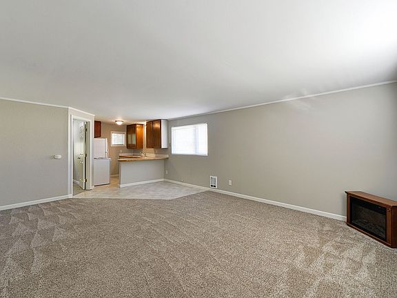 4th image of 21917 225th Pl SE