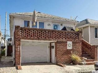 96 Florida St, Long Beach, NY 11561