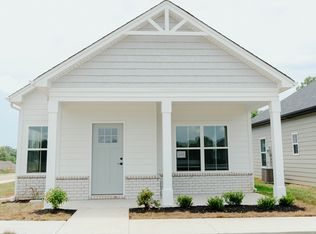 863 Rosemary Ln, La Grange, KY 40031