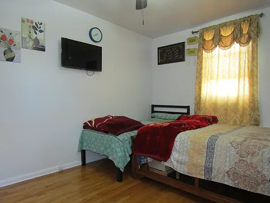 Sold by Properties Logan Inc | media 30