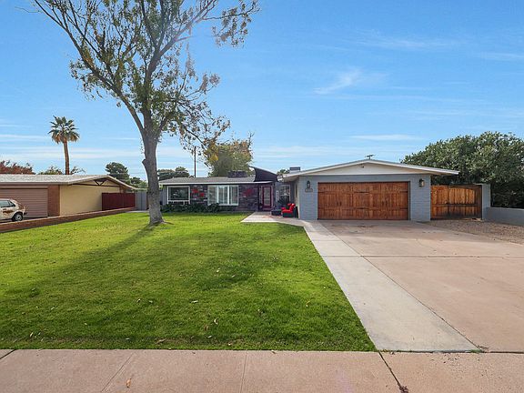 5th image of 3223 W BELMONT Avenue