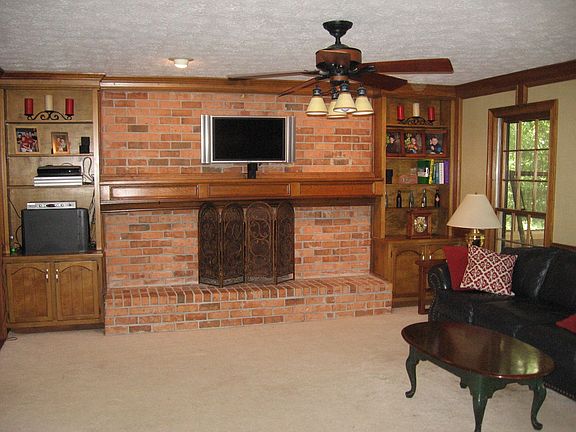 Spacious Family Room w/ Full Masonry Fireplace