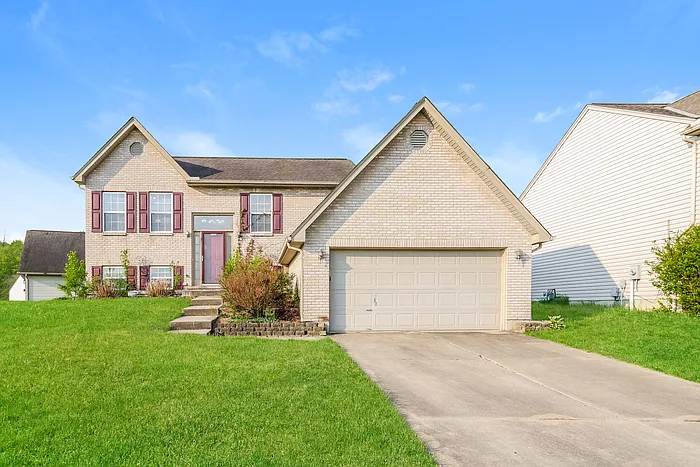 3201 Shallow Creek Cir — Photo 1