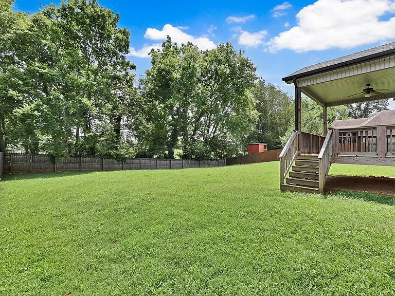 987 Promenade Dr — Photo 29