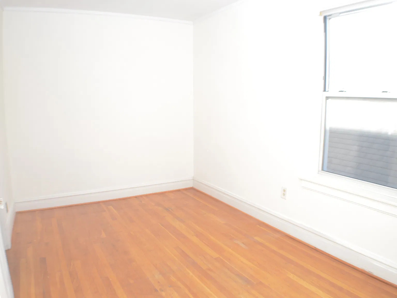 2 bed, $1,900 — Photo 4