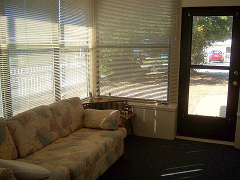 2nd image of 829 E 12th Ave