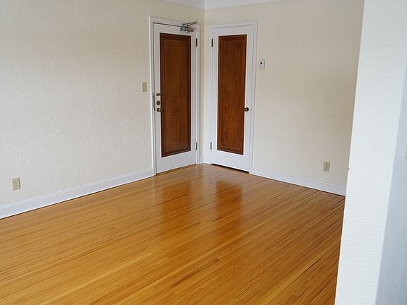 3rd image of 1861 Randolph Ave APT 105