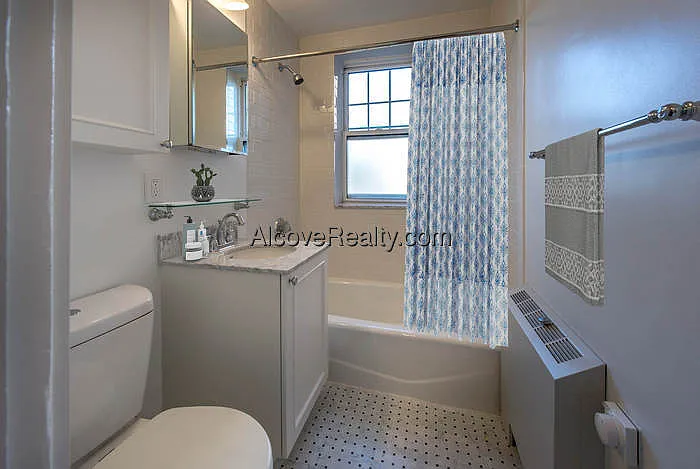 Studio, 1.0 bath, $2,680 — Photo 4