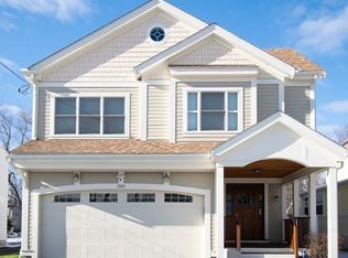 203 Winslow Rd, Newton, MA 02468