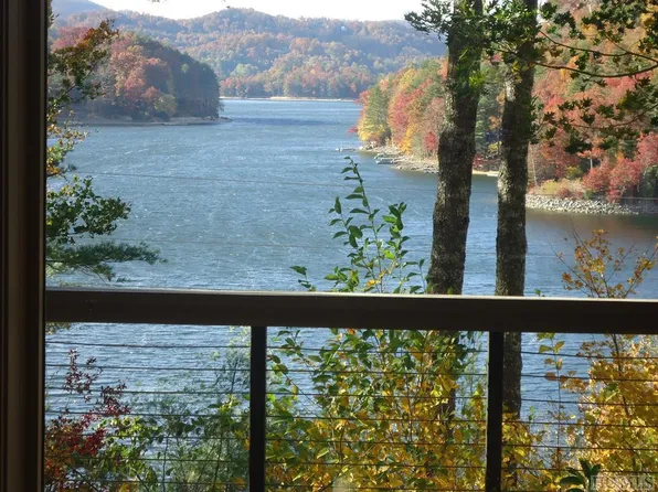 106 Vandora Lane, Glenville, NC 28736