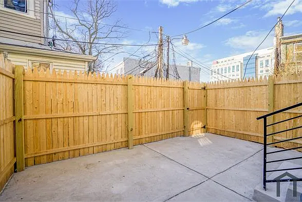 1234 W Venango St #B — Photo 7