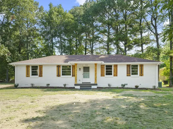 400 Kathleen Dr, Cedar Hill, TN 37032