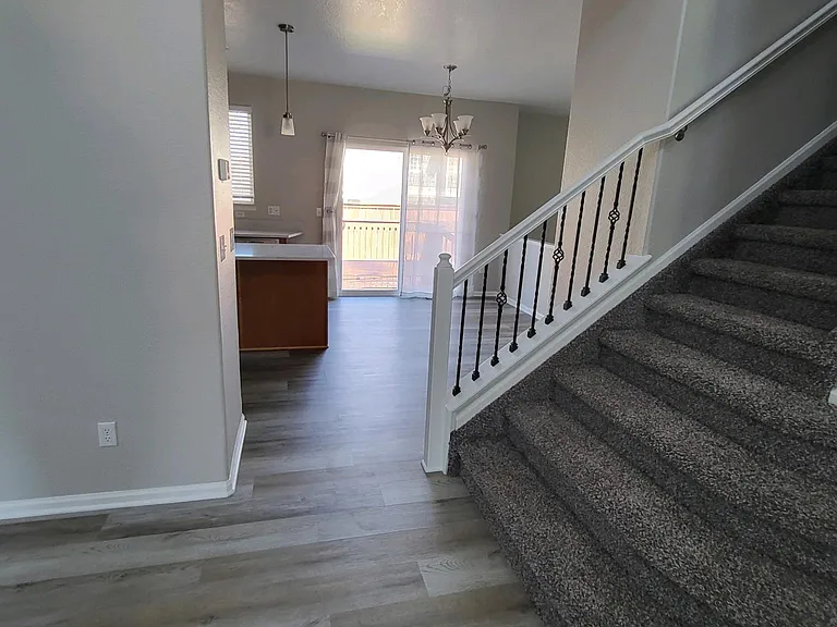 11581 E 118th Ave — Photo 4