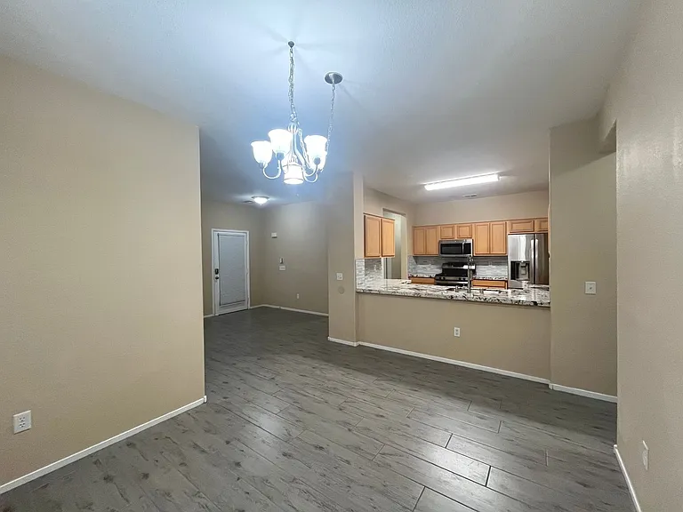 673 Peachy Canyon Cir #103 — Photo 19