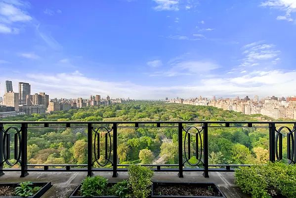1st image of 150 Central Park S #2501