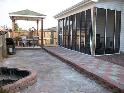 3rd image of 98 Century Station Dr