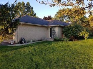 6007 Boxwood Dr, Rockford, IL 61114