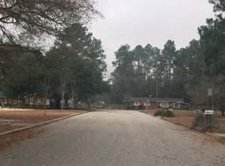 1215 Flowers St, Laurinburg, NC 28352