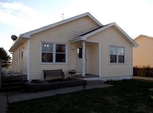 505 W 18th Pl, Indianola, IA 50125