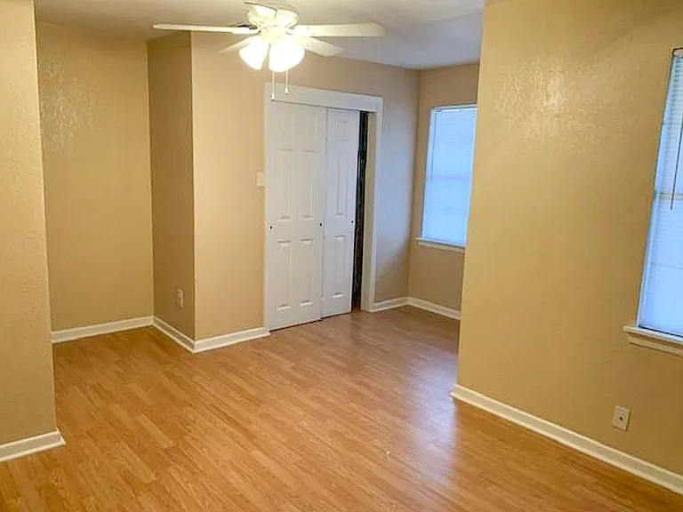 1807 N McDonald Ave — Photo 6