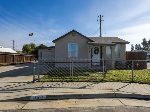 120 H St, Parlier, CA 93648