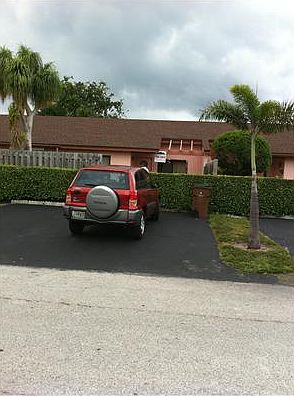 1st image of 5137 E Lakes Dr