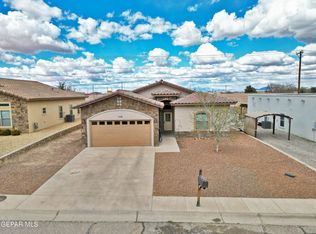 154 N Apache Gold Loop, Santa Teresa, NM 88008