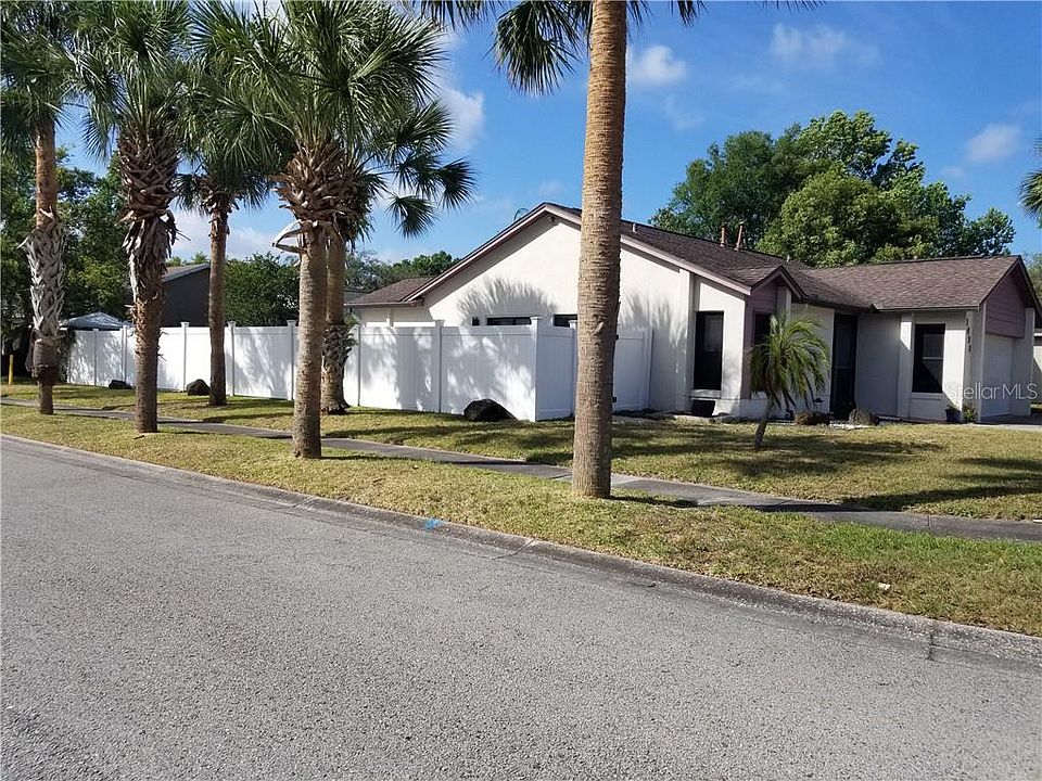 1st image of 1429 Bridlebrook Dr