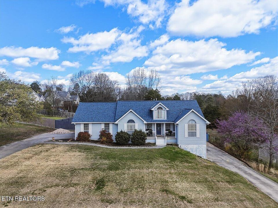 1st image of 400 Monticello Dr