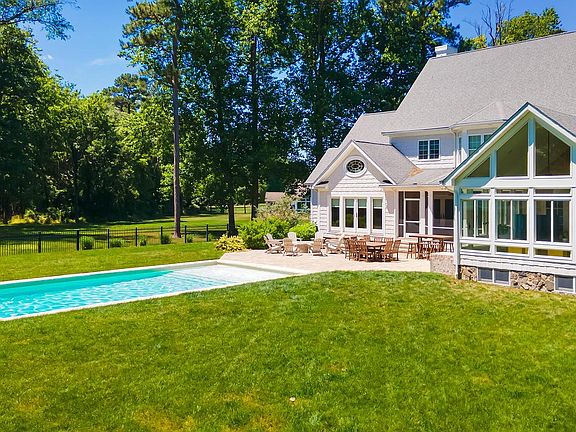 5th image of 16532 Retreat Cir