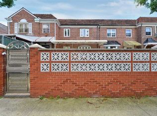 10820 65th Rd, Forest Hills, NY 11375