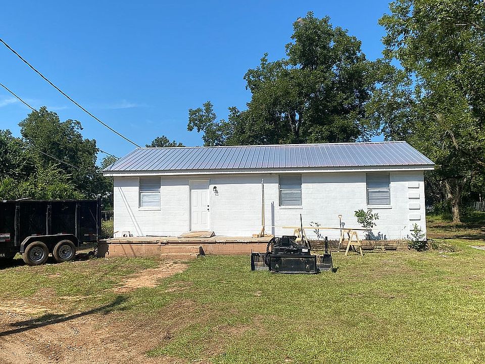 2nd image of 2715 Homewood Dr