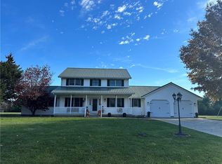 43 Bradford Hls, Sullivan, IL 61951