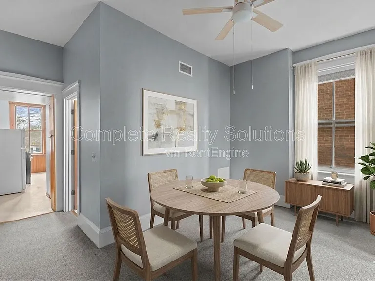 1210 Lynch St #A — Photo 3