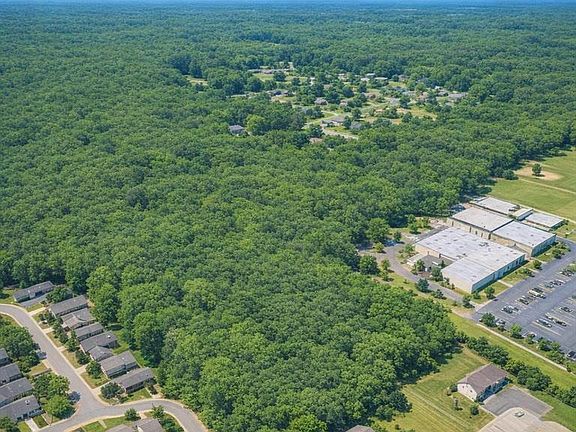 5th image of 3943 Ohara Dr #3