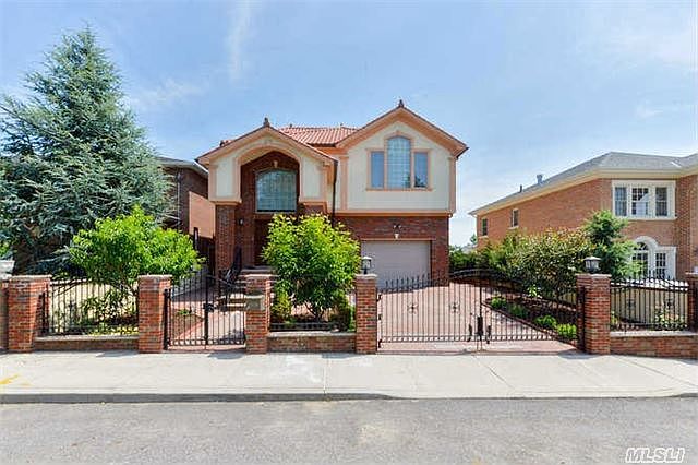 1st image of 24820 Rushmore Ave