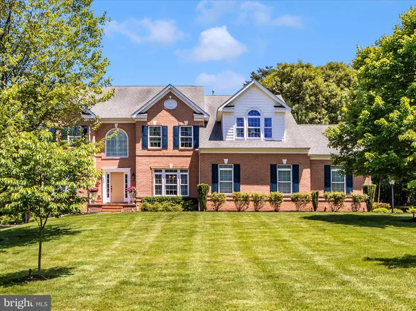 1637 Braid Hills Dr, Pasadena, MD 21122