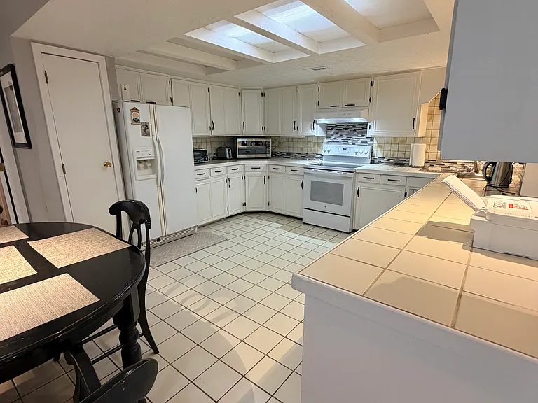 8226 Glencree Pl — Photo 20