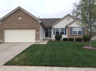1757 Paradise Trl, Troy, OH 45373