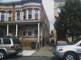 7161 68th Pl, Flushing, NY 11385