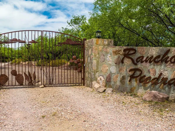 43 Piedra Dr, Tubac, AZ 85646
