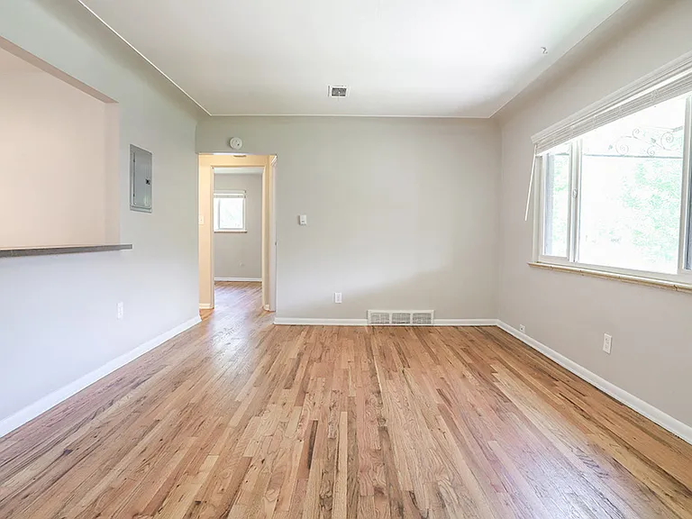 2421 S Gaylord St — Photo 25