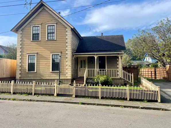 550 Eugene St, Ferndale, CA 95536