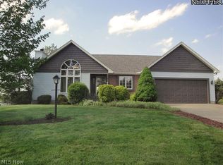 6518 S Timberidge Dr, Youngstown, OH 44515