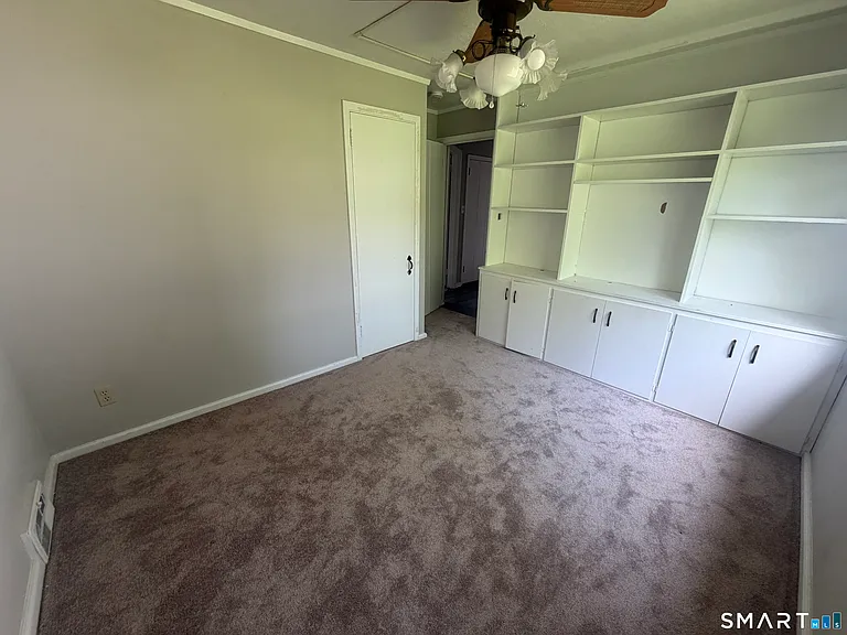 16 Harding Ave — Photo 11