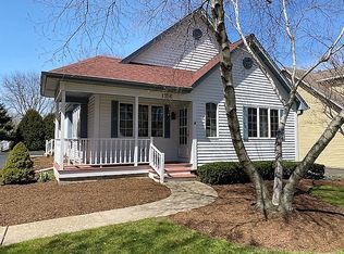 1256 Muriel St, Woodstock, IL 60098